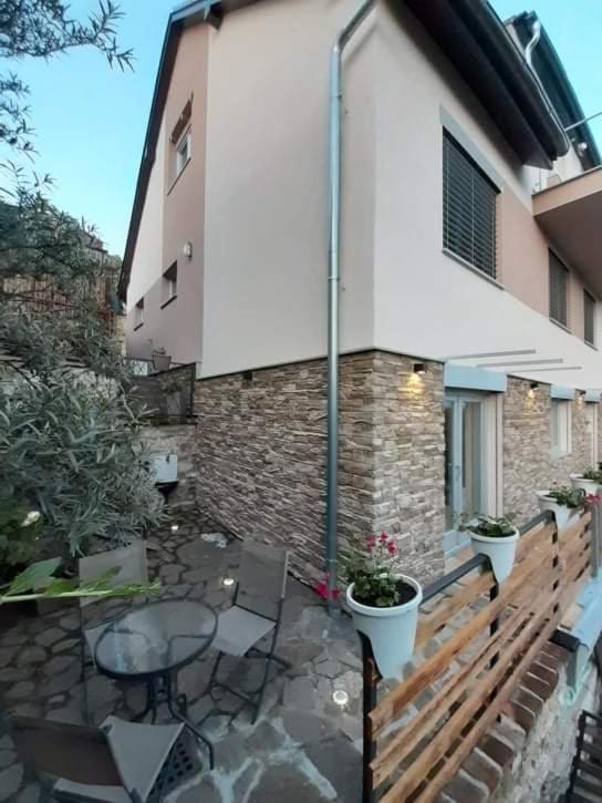 Apartment Adela Hluboká nad Vltavou Exteriér fotografie